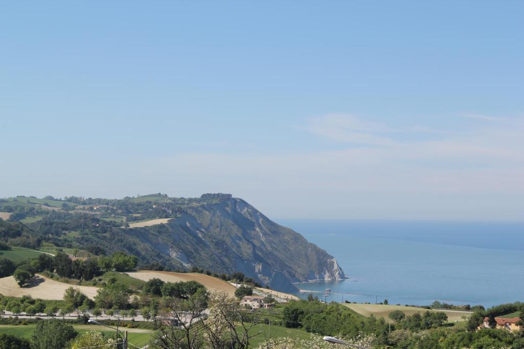 Affittacamere Le Fontanelle Ancona Exterior photo
